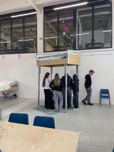 Interaktivní výstava o péči