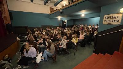 Návštěva divadla MANA – představení Matka